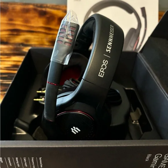 Sennheiser GAME ONE Gaming Headset PC/ PS4/ Xbox One /Mac/ Mobile and Tablet